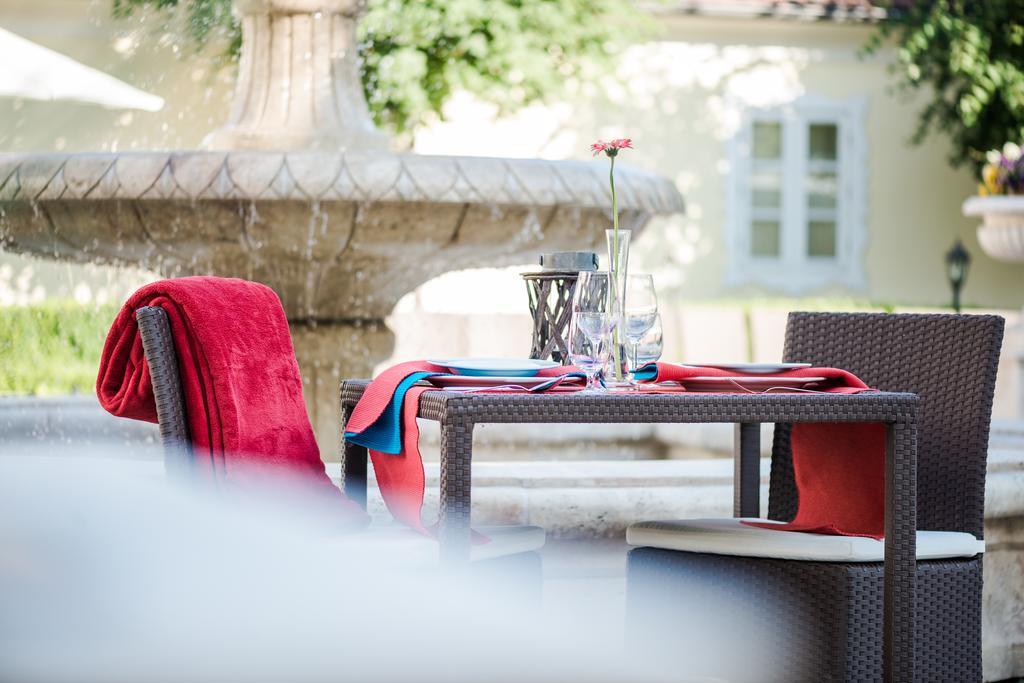 Hotel Kristaly Imperial Тата Экстерьер фото